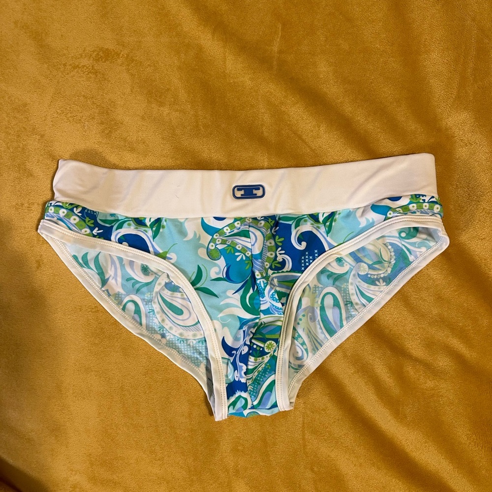 Tactics swim brief